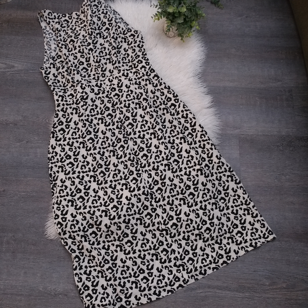 Leith Leopard Print Front Twist Dress Size Large - image 5